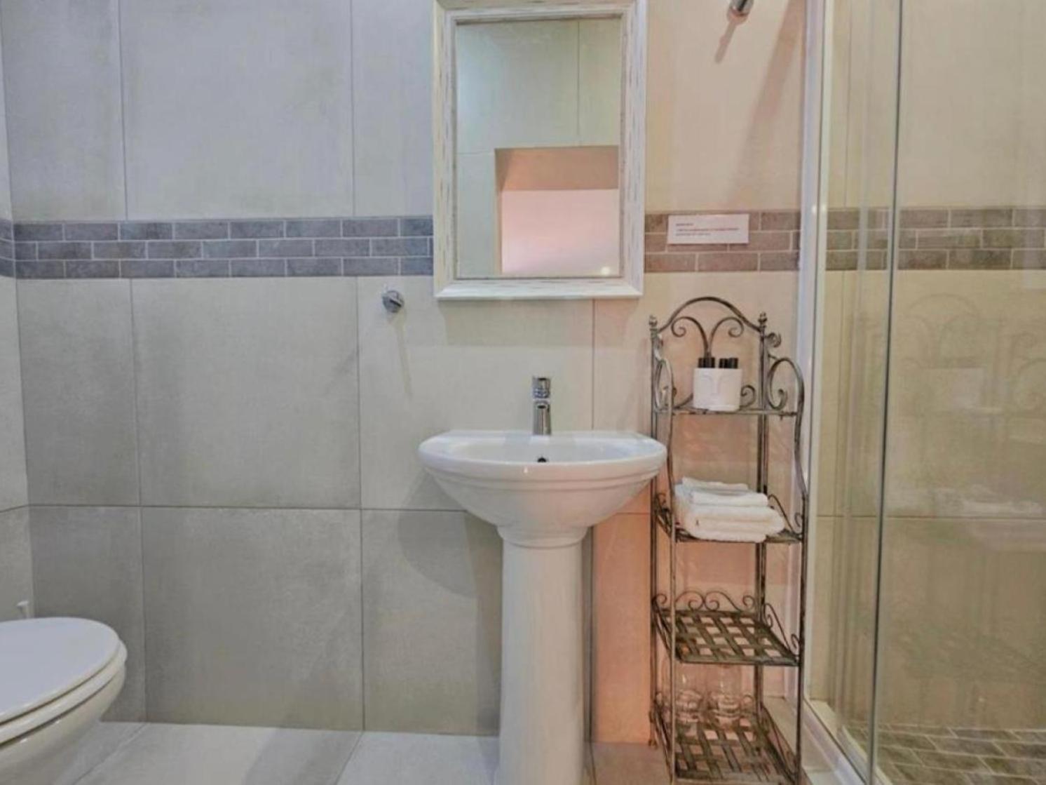 Adderley House Guest Accommodation Робертсон Номер фото